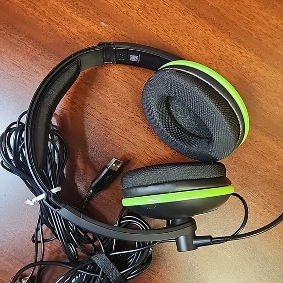 Turtle Beach Ear Force XL1 Gaming Headset Xbox360 Black & Green Amplified - Picture 7 of 8